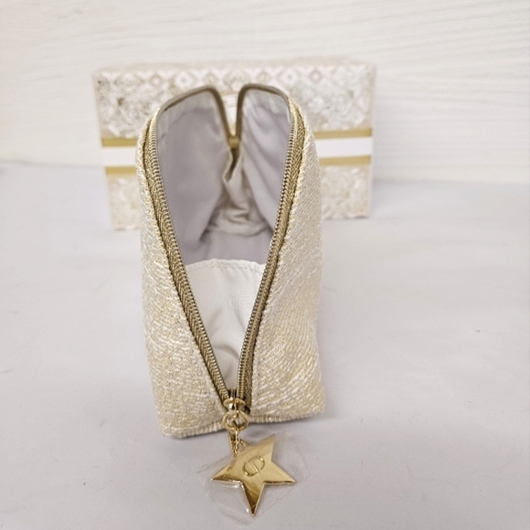 Christian Dior Beauty and Care Zippered Travel Pouch in Cream and Gold NWT - Picture 11 of 11